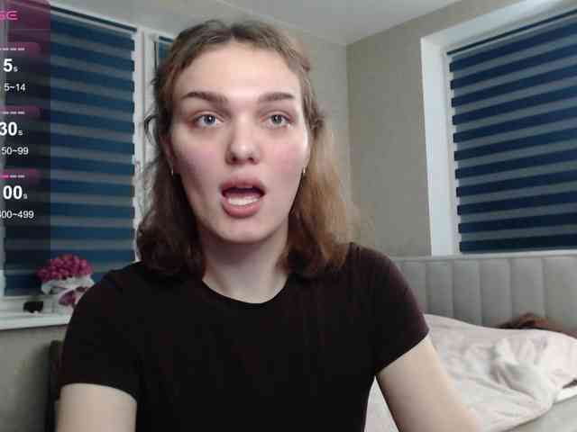 EmiliaRhouds Live Webcam on BongaCams