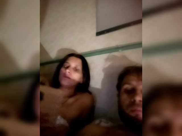 go to chat with Sexy-and-Garry