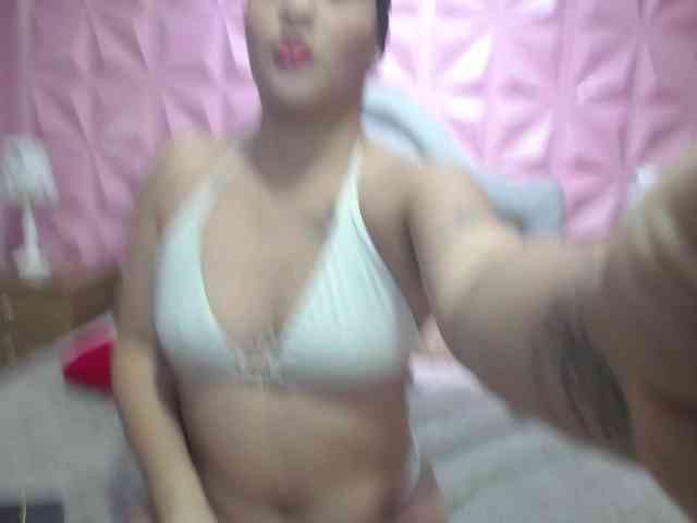 IsaWilliams webcam