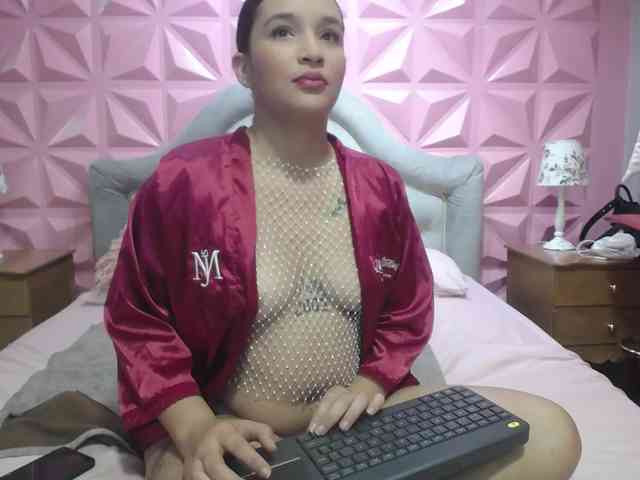 IsaWilliams webcam