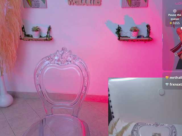 pequitasmedusa webcam