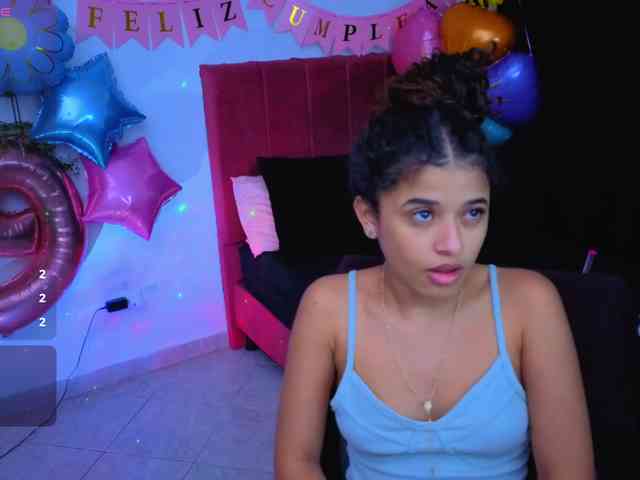 pequitasmedusa webcam