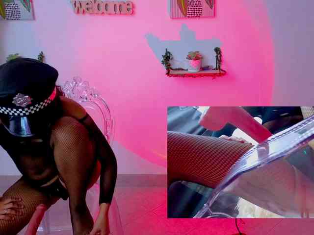 pequitasmedusa webcam