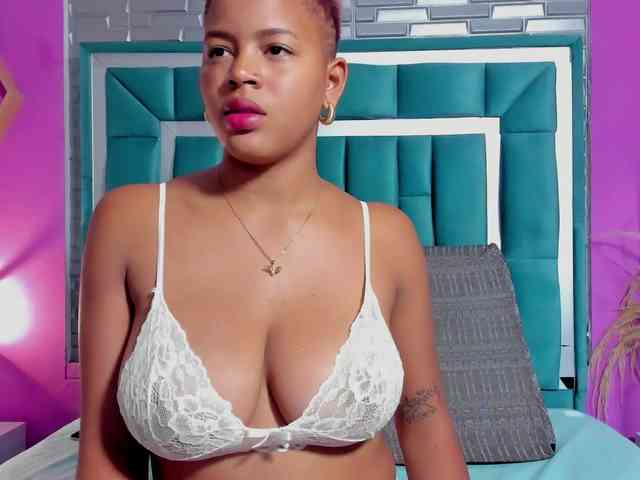ALEXANDRA-BLANCO webcam