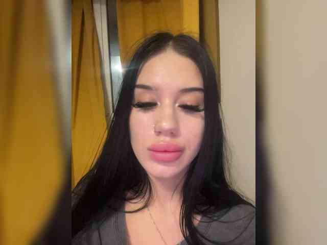 KITTIDI010 Live Webcam on BongaCams