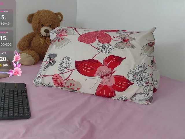 Sussana-naughty's BongaCams show and profile