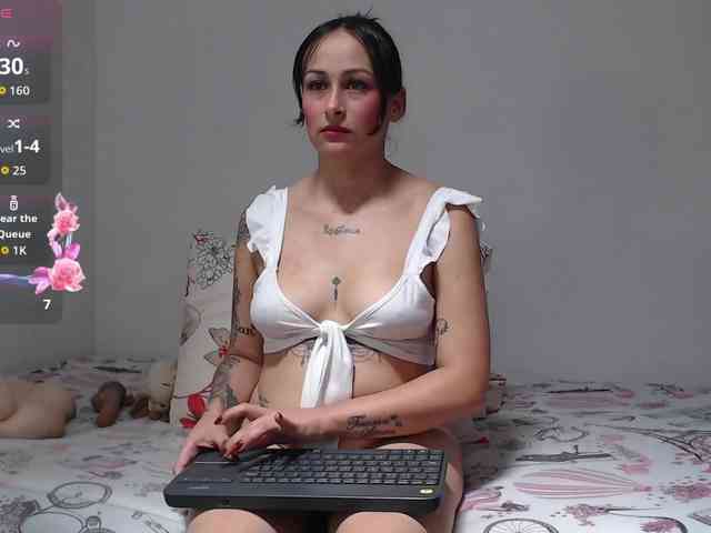 Sussana-naughty webcam