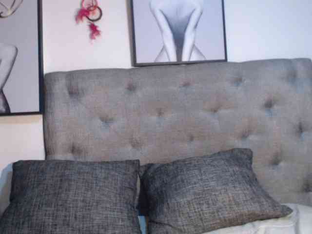 kendalthailor webcam