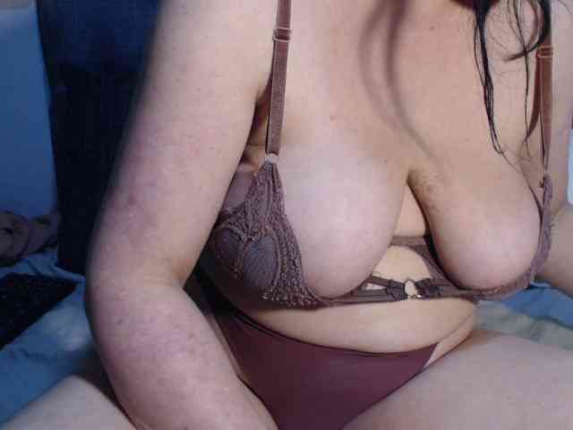 kendalthailor webcam