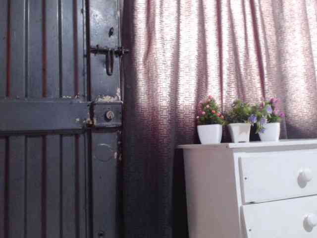 kendalthailor webcam