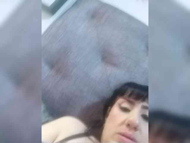 kendalthailor webcam