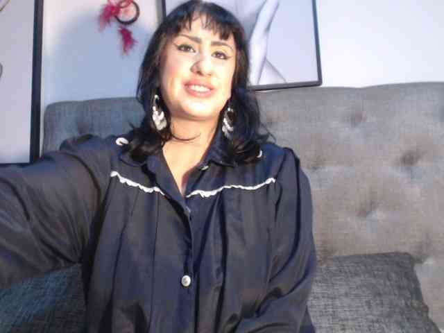 kendalthailor webcam