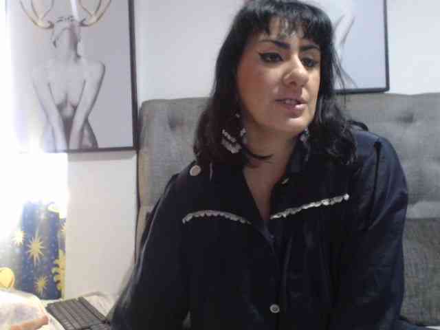 kendalthailor webcam