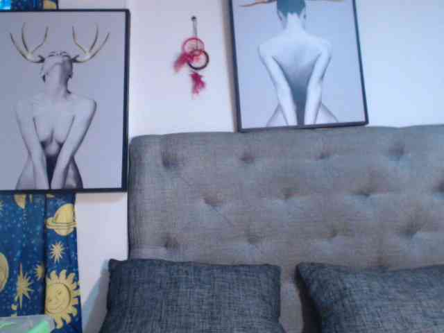 kendalthailor webcam