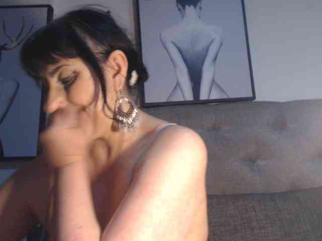 kendalthailor webcam