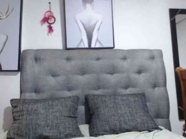 kendalthailor webcam