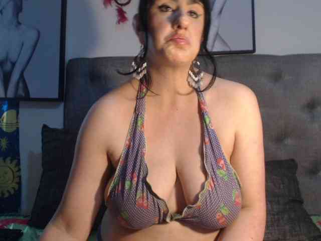 kendalthailor webcam