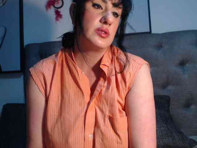 kendalthailor webcam