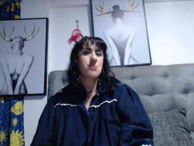 kendalthailor webcam