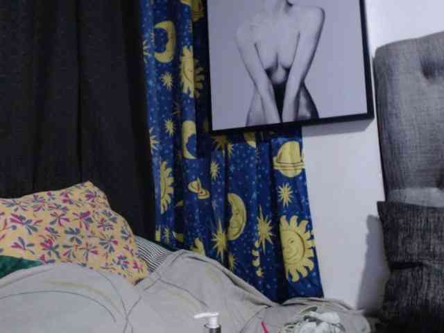 kendalthailor webcam