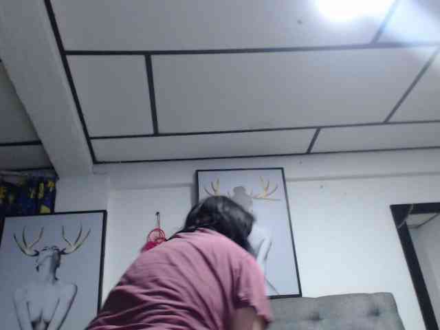 kendalthailor webcam