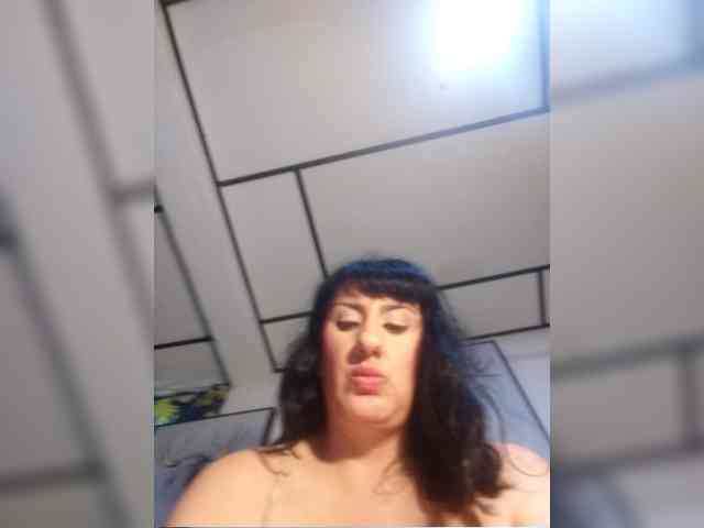 kendalthailor webcam