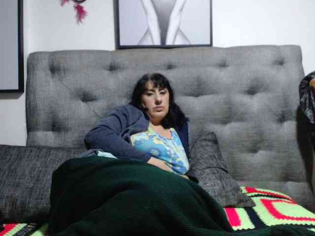 kendalthailor webcam