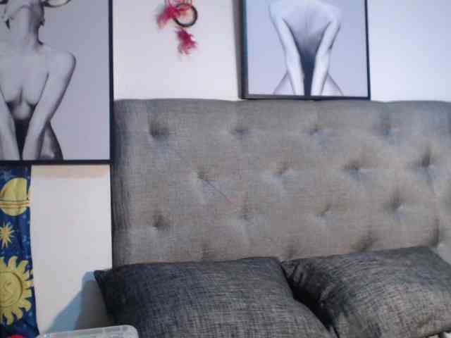 kendalthailor webcam