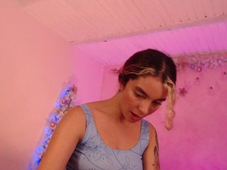 RedVelvett- Porn Show