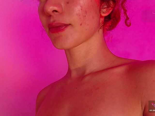 RedVelvett- from BongaCams