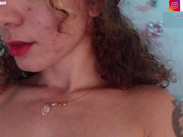 RedVelvett- Live Webcam on BongaCams