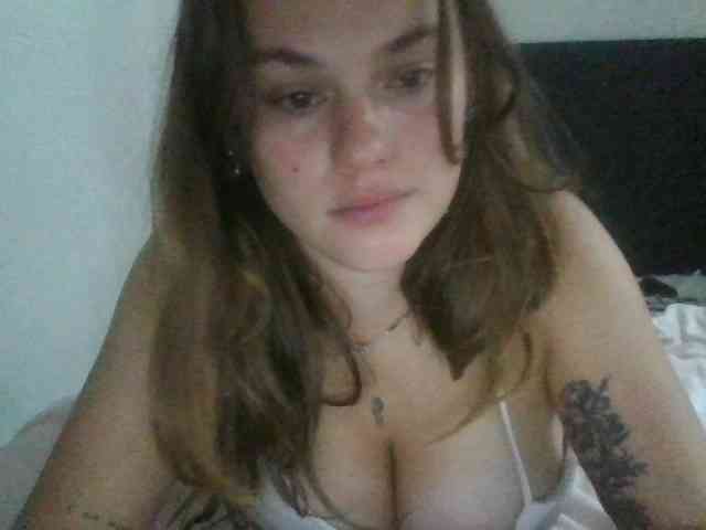 DjennaLove webcam