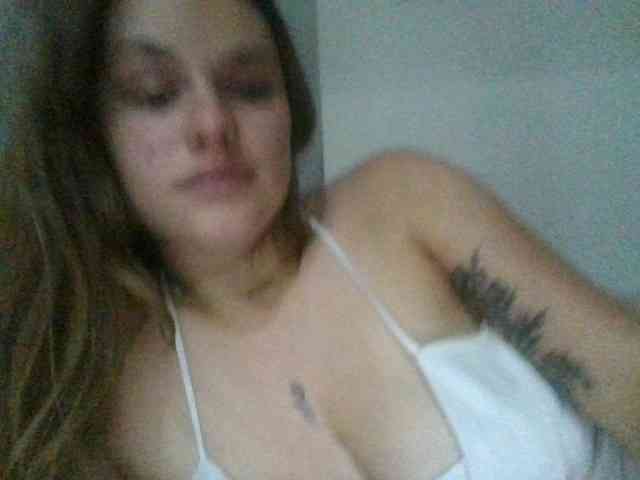DjennaLove webcam