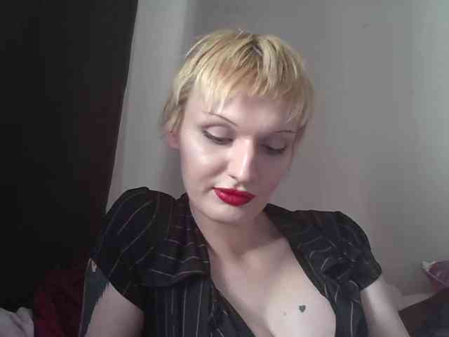ThaliaWhisper webcam