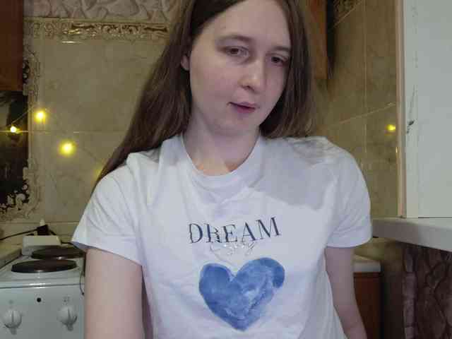 ElarinMeow Live Webcam on BongaCams