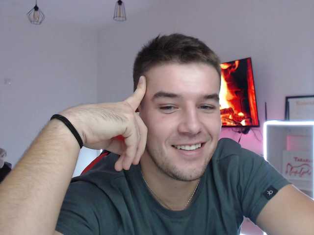 go to chat with Prince-7