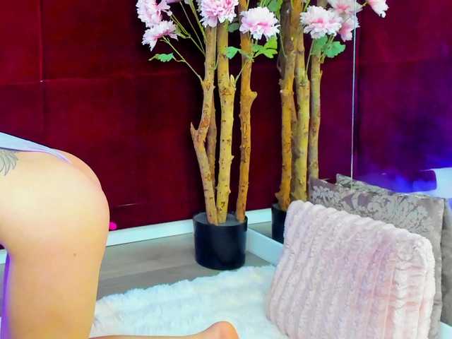 CollegeGirl69 from BongaCams