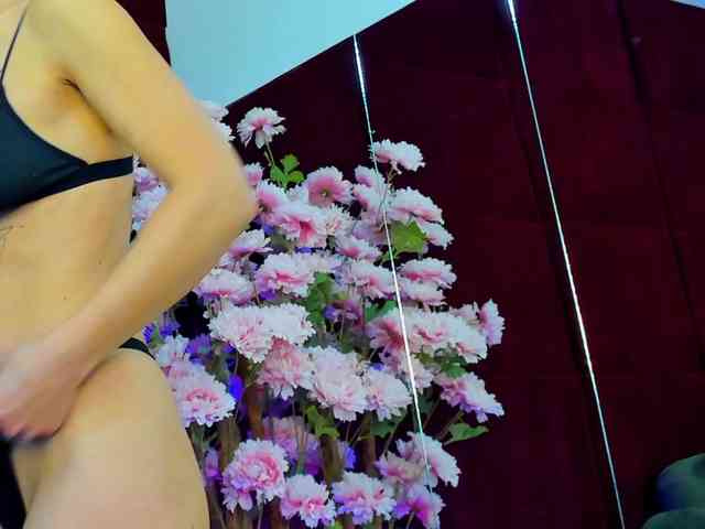 CollegeGirl69 webcam