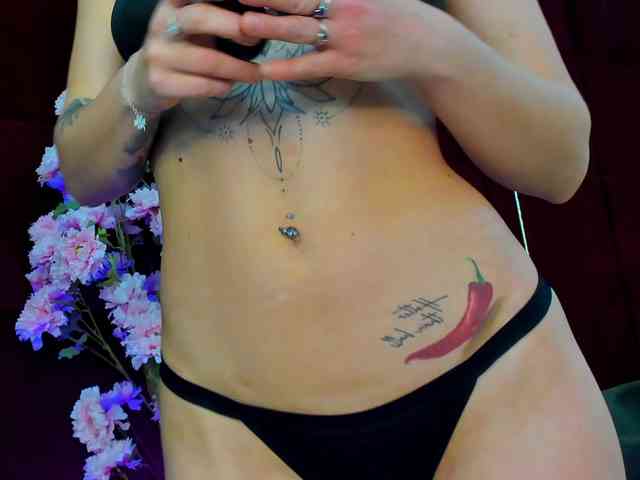 CollegeGirl69 webcam