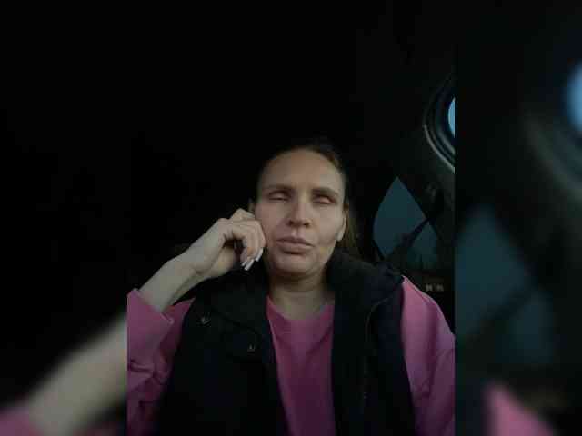 Helenj webcam