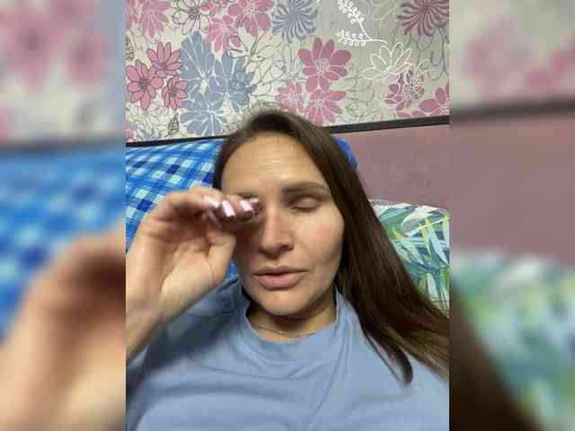 Helenj webcam