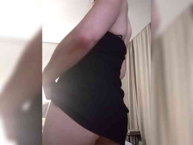 Lola-and-friends webcam
