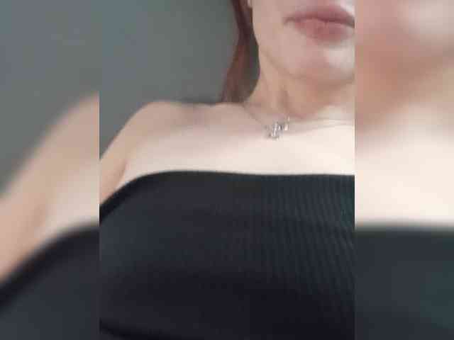 Lola-and-friends webcam