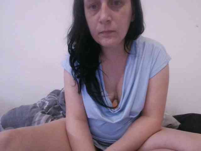 Larasaintporn webcam