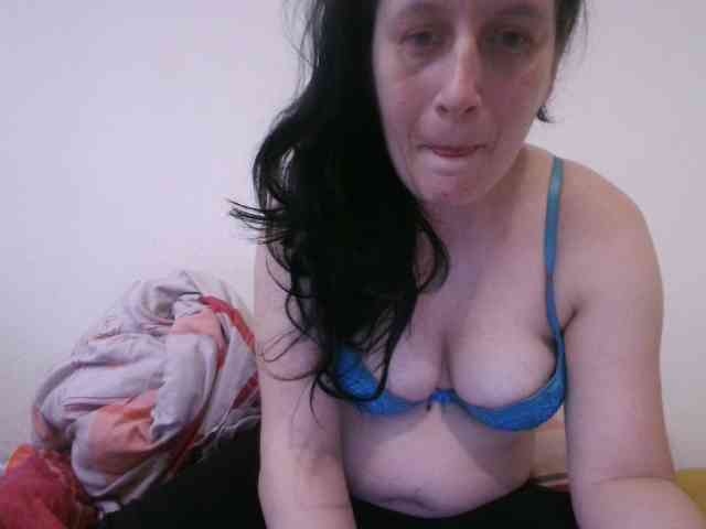 Larasaintporn webcam