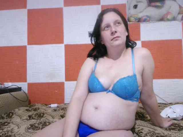 Larasaintporn webcam