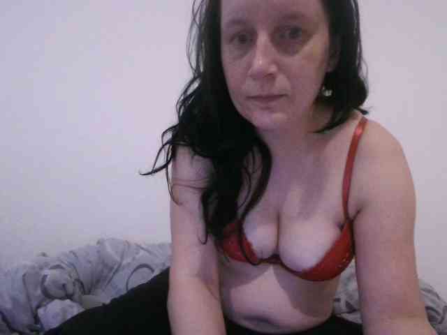 Larasaintporn webcam