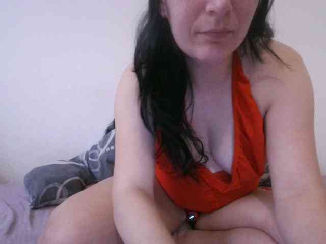 Larasaintporn webcam