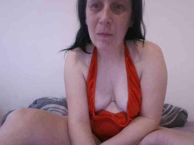 Larasaintporn webcam