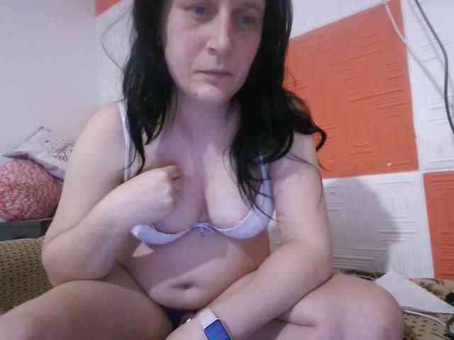 Larasaintporn webcam